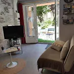 Appartement La Pause Sur Le Quai Maupassant A *