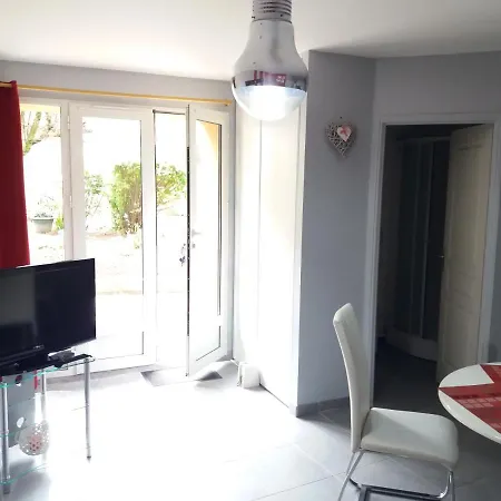 아파트 La Pause Sur Le Quai Maupassant A 페캉